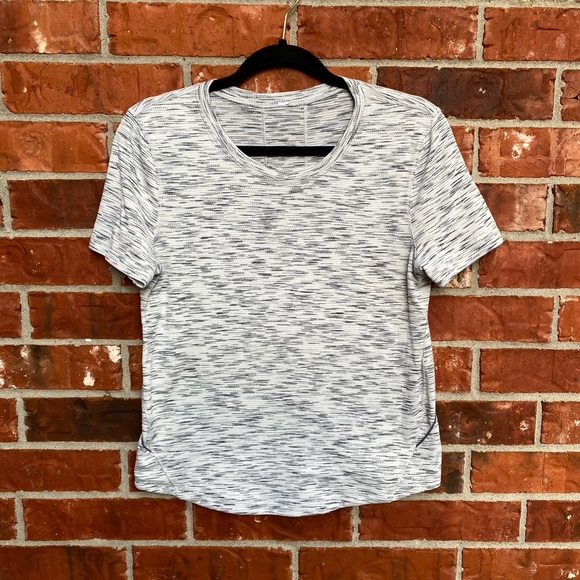 lululemon athletica Tops - Lululemon Womens 6 Gray Space Dye Make Miles Count Short Sleeve Tshirt